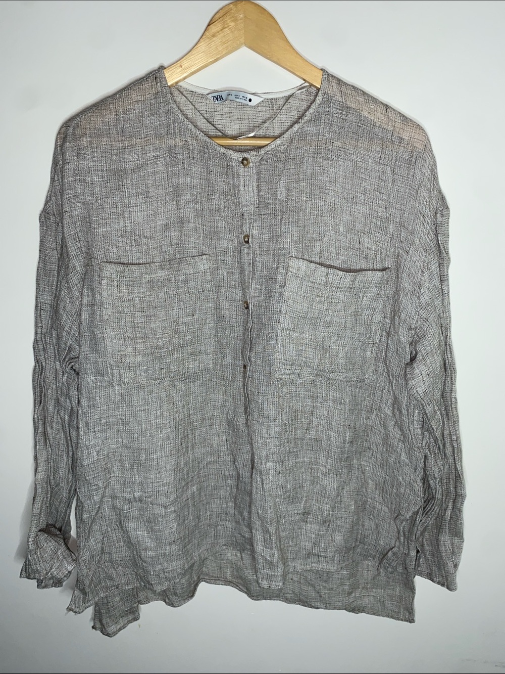 Zara grey linen button-down blouse with two chest pockets Size S